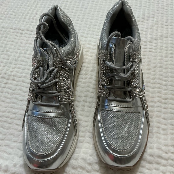 Steve Madden Shoes - Steve Madden Metallic Silver Women's Sneakers